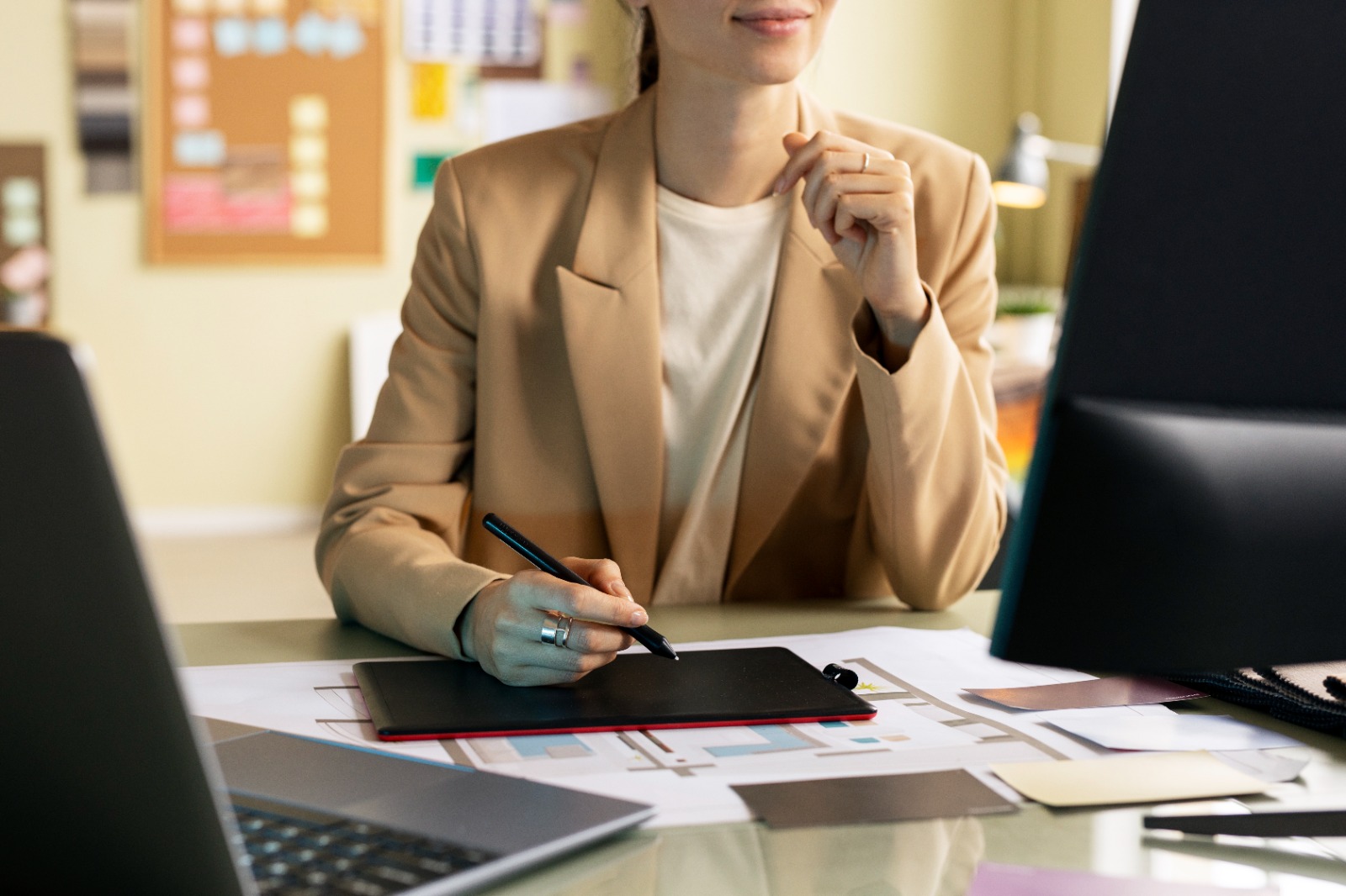 Gestalten Sie Ihre Zukunft – Tolle Stellenangebote bei der E+Service+Check GmbH